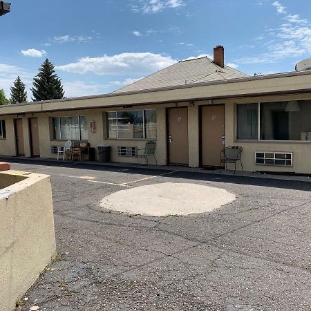 New Western Motel Panguitch Exterior photo